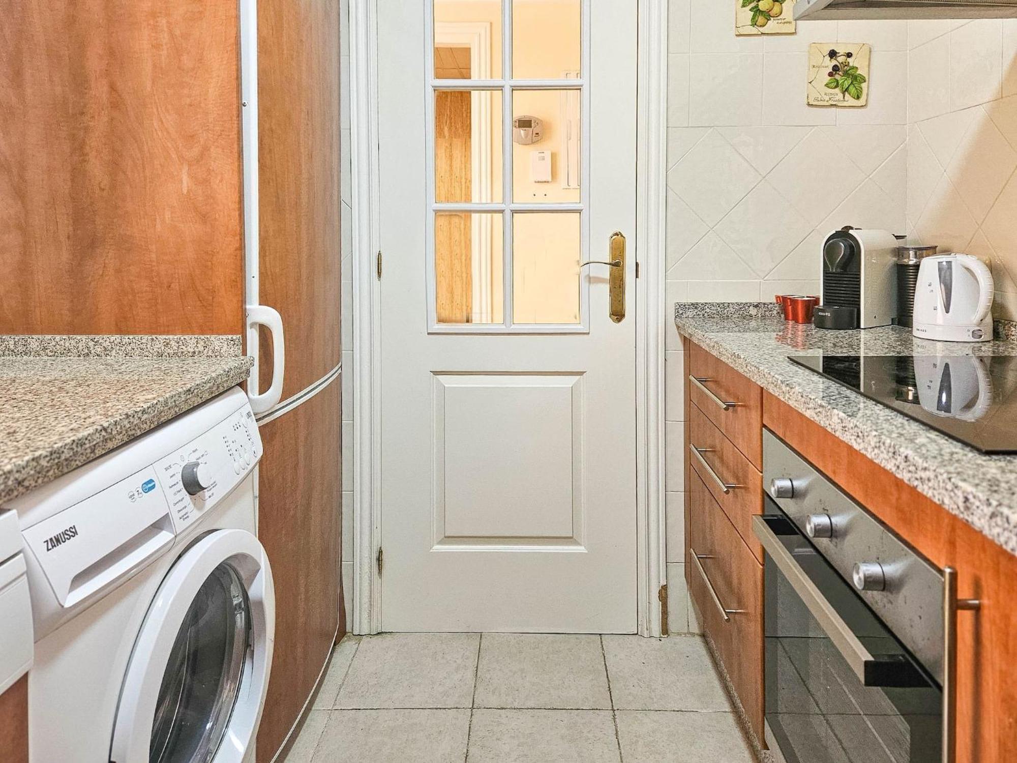 1 Bed In Los Lagos De Santa Maria, Elviria 마르베야 외부 사진