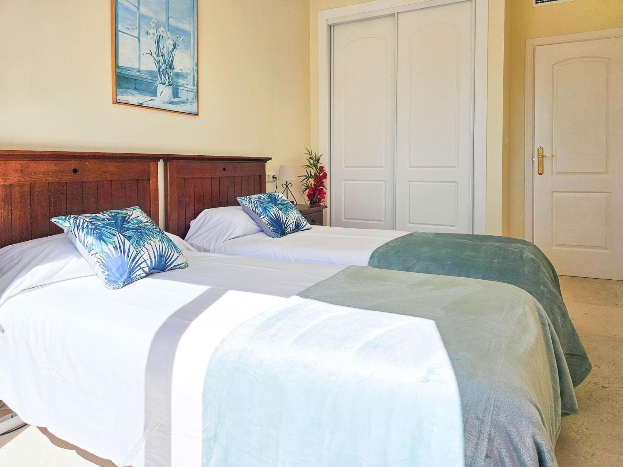 1 Bed In Los Lagos De Santa Maria, Elviria 마르베야 외부 사진