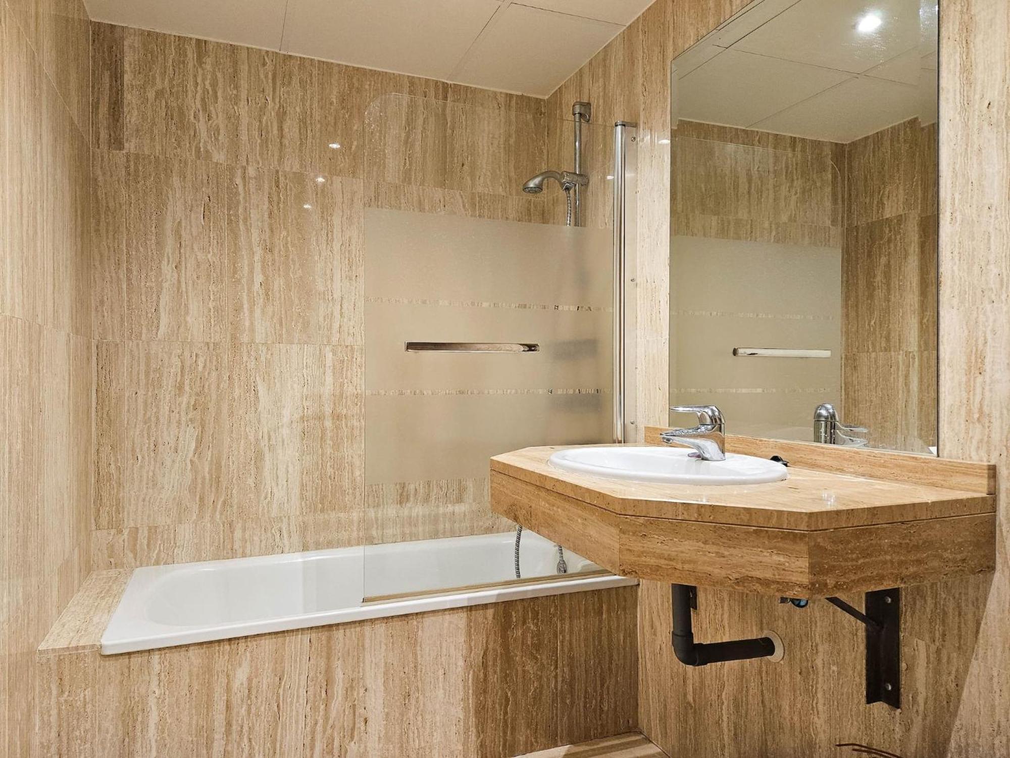 1 Bed In Los Lagos De Santa Maria, Elviria 마르베야 외부 사진